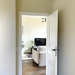 Floral Sunshine Apartment Vilnius