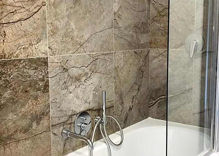 Floral Sunshine Apartman